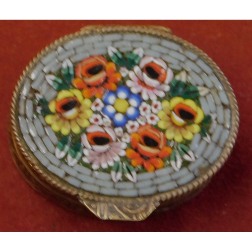 585 - Antique Pill Patch Box - Enamel (Mosaic) lid, flower decoration on pill Patch box, very good conditi... 