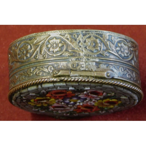 585 - Antique Pill Patch Box - Enamel (Mosaic) lid, flower decoration on pill Patch box, very good conditi... 