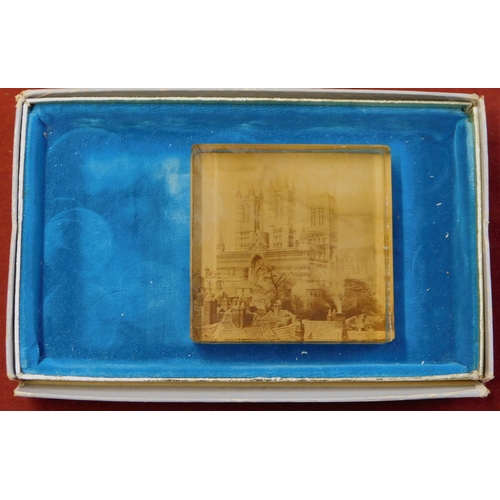 586 - Paper Weight - A Victorian black and white photograph of Lincoln Cathedral, set in glass, good condi... 