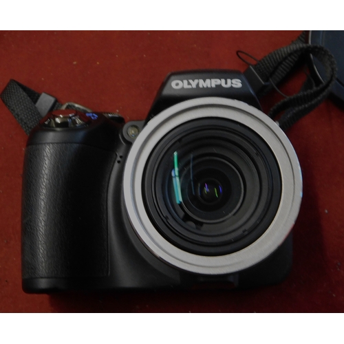 644 - Camera - Olympus - SP - S9OUZ 12 - MP digital (with manual) bridge camera - 26x optical zoom, very g... 