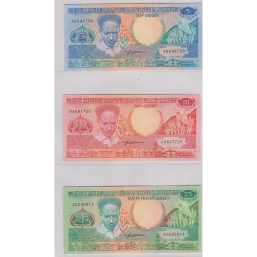 211 - Suriname 1963-2000 - Collection of (23 notes) VF to AUNC 2000s, Birds AUNC to 5000 Gild (152)