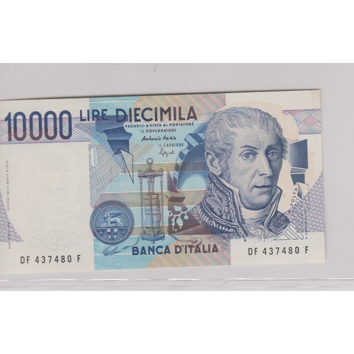 234 - Italy 1984 - 10,000 Lire, P 112d, Unc