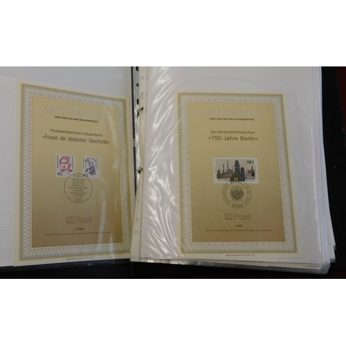 552 - Germany 1987-1990 ring binder with 115 FDC Maxi cards all with cachet cancels
