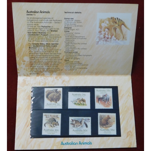 713 - Australia 1981-1987 Flora & Fauna presentation packs 1981 Wildlife x4 presentation packs, 1986 Nativ... 