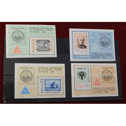 725 - Argentina 1979 'Prenfil 80' International Literature and Philatelic Press Exhibition. Folder issued ... 