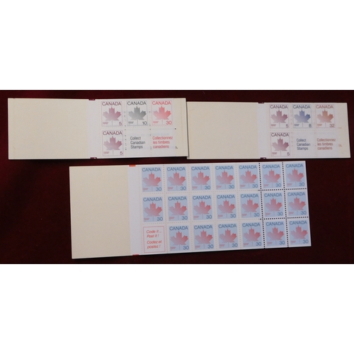 761 - Canada 1982-85 stamp booklets SG SB89 50c booklet with SG 1033a pane, SG SB90 $6 booklet with SG 103... 