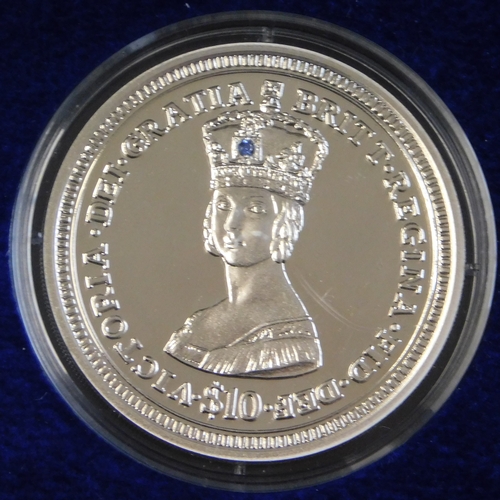 167 - 2008 Queen Victoria silver proof crown with 104 pf sapphire - Sierra Leone ten dollar, in case with ... 