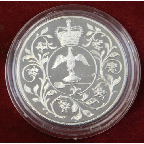 29 - Great Britain 1977 Silver Proof Crown in capsule