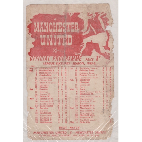 118 - Single sheet War League programme Manchester United v Sheffield Wednesday April 20th 1946. Worn. Sco... 