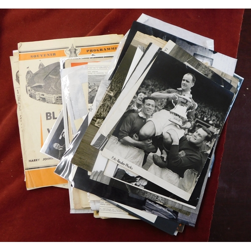 15 - Blackpool v Manchester United 1948 FA Cup Final. A magnificent selection of ephemera from the 1948 F... 