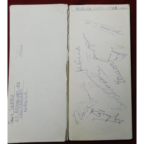 181 - An autograph book with 120+ autographs from the 1959/60 and 1960/61 seasons  featuring many clubs su... 