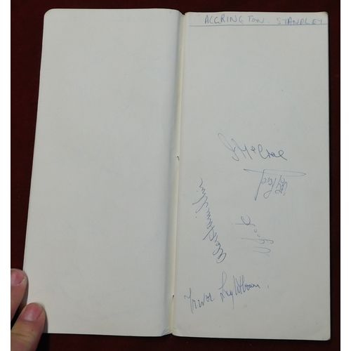 181 - An autograph book with 120+ autographs from the 1959/60 and 1960/61 seasons  featuring many clubs su... 