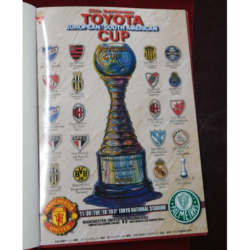 21 - Bound programme for the Manchester United v Palmeiras World Club Championship Final in Tokyo 30th No... 