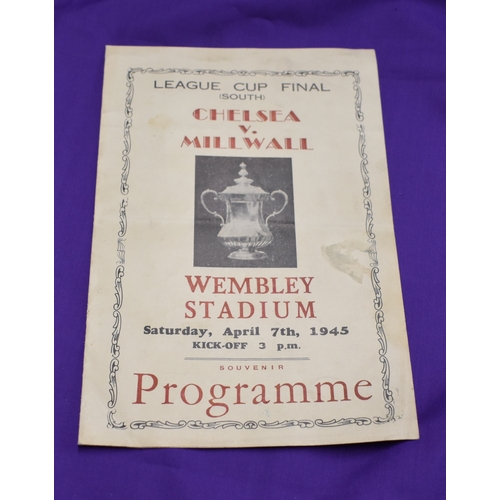 276 - Pirate programme (Printer unknown) 4 Page card Chelsea v Millwall War Cup Final at Wembley 7th April... 