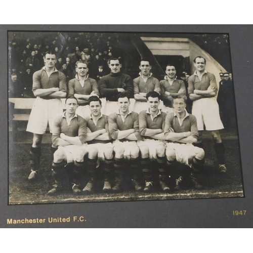 35 - A framed photo (30 cms x 26 cms) of the Manchester United FA Cup winning team of 1948 fully signed o... 