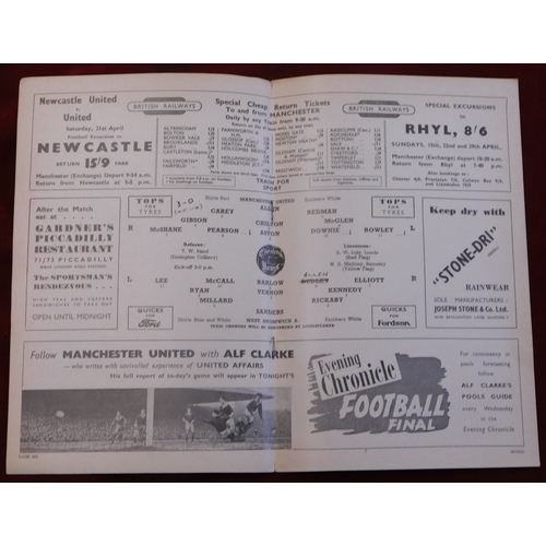 5 - A collection of 12 Manchester United home programmes Portsmouth 1949/50 Sunderland, Newcastle United... 