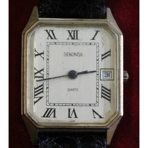 606 - An elegant Sekonda Quartz square faced watch with leather strap