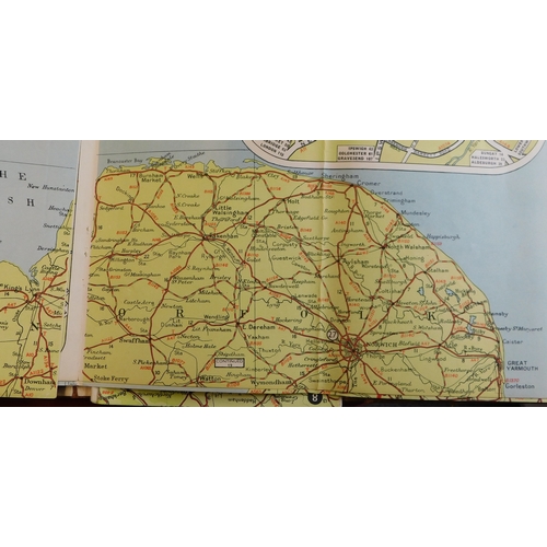 692 - Johnson's Motoring Atlas-Scale 6 miles - 1 inch-reprinted 1960's map of Great-Britain - enclosed in ... 