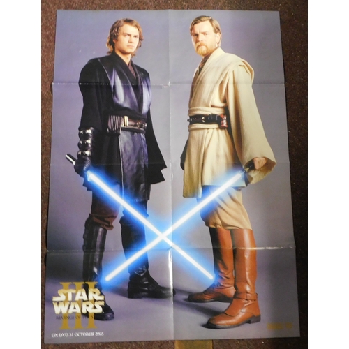 701 - Posters 'Star Wars' (3) crease folds, but very good condition