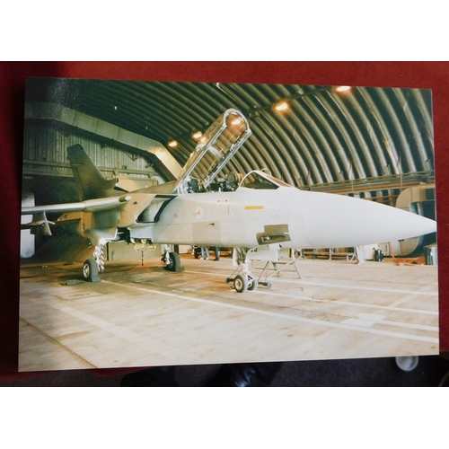 714 - Aviation photography (6 x 9) group of 6 images showing the interior of the Tornado servicing hangar ... 