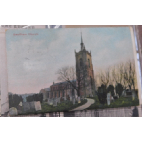 625 - Swaffham (Norfolk) - A lifetime fine collection in an album with a wide range of good postcards of t... 