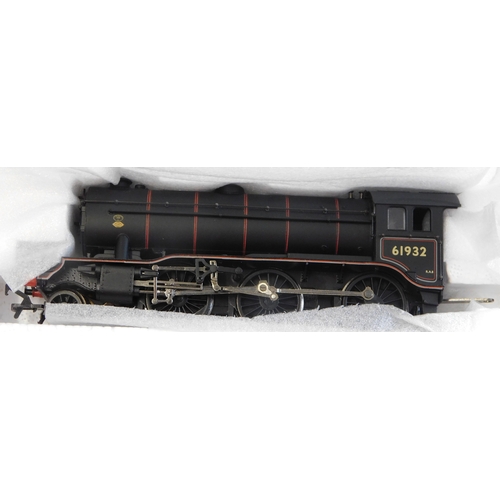 504 - Bachmann Locomotive 32-276 K3 Class BR lined, black Emblem group standard tender, mint and boxed wit... 