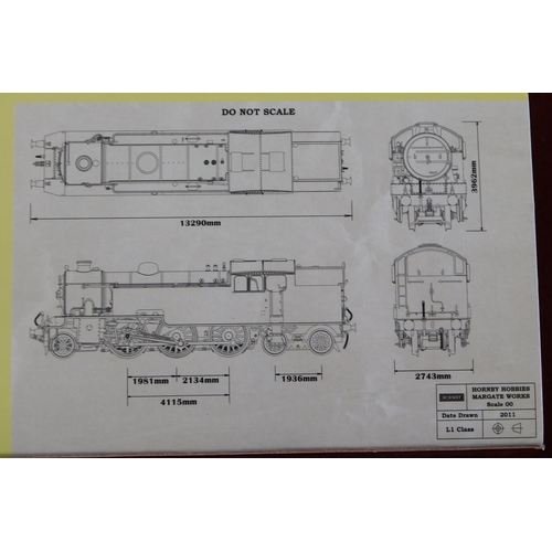 546 - Hornby Locomotive R3461 LNER 2-6-AT Thompson L1 '67702' mint and boxed