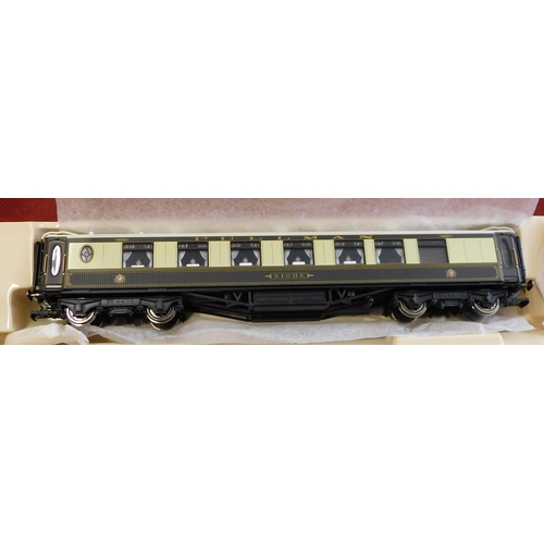 551 - Hornby Gresley & Pullman Coaches/Rolling Stock - A mint and boxed range of (23) including special it... 