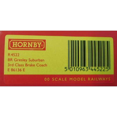 553 - Hornby BR Gresley Suburban 3rd class Brake Coach E86136E mint and boxed, retail £38