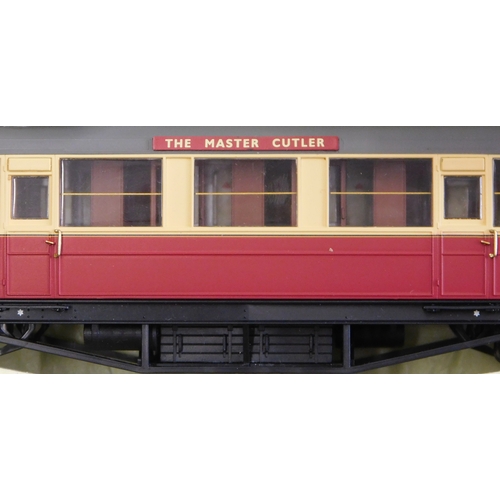 560 - Hornby Cresley 'Master Cutler' Coach Set (3)