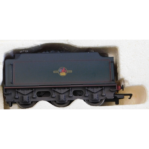 599 - Hornby Locomotive BR 4-6-0 Class B17/4 '61663 Everton' mint and boxed, retail £70