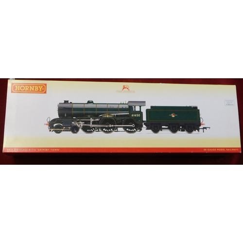 601 - Hornby Locomotive BR 4-6-0 Class B17/6 'Grimsby Town' mint and boxed