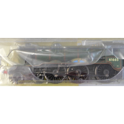 602 - Hornby Locomotive BR (early) 4-6-0 Class B17/6 'Leicester City' No.61665 mint and boxed