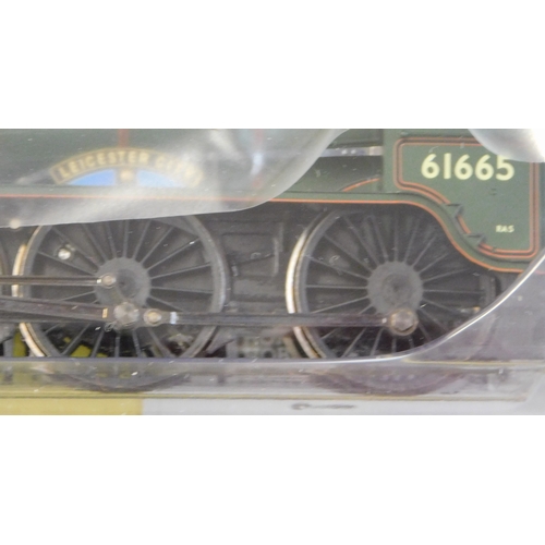 602 - Hornby Locomotive BR (early) 4-6-0 Class B17/6 'Leicester City' No.61665 mint and boxed