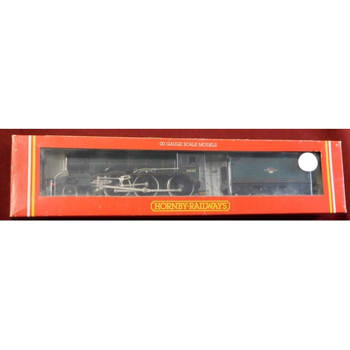 603 - Hornby Locomotive BR 4-6-0 loco Class B17/4 'Everton' mint and boxed