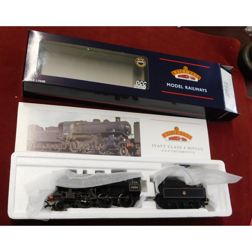 617 - Bachmann/Branch Line Locomotive IVATT Class 4, '43160' BR lined black, early emblem DCC Ready mint a... 