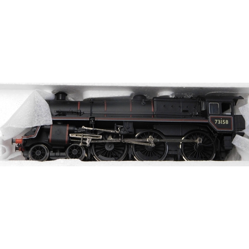 623 - Bachmann/Branch Line Locomotive Standard Class 5MT '73158' BR black late crest BR 1B Tender, mint an... 