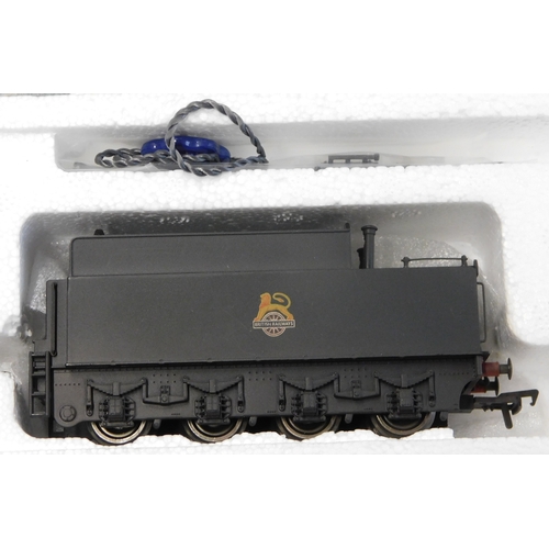 624 - Bachmann/Branch Line Locomotive WD 2-8-0 Austerity  '90015' BR Black Forest, mint and boxed