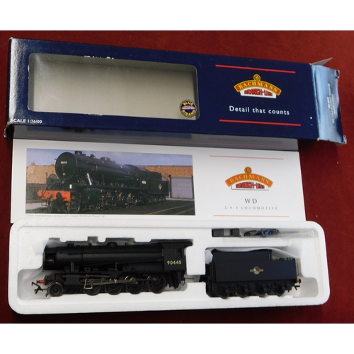 628 - Bachmann/Branch Line WD2-8-0 Austerity '90445' BR black late crest, mint and boxed