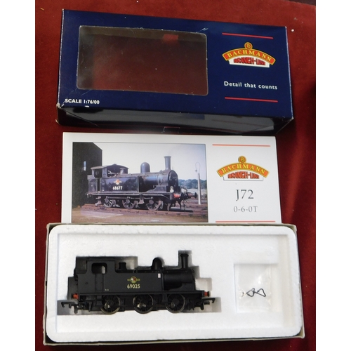 635 - Bachmann Locomotive J72 Tank, BR black late crest 69-025, mint and boxed