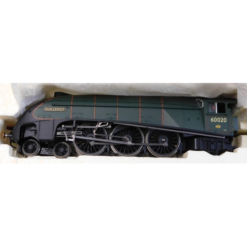 646 - Hornby Locomotive R2494 BR 4-6-2 Class A4 Locomotive 'Guillemot' mint and boxed