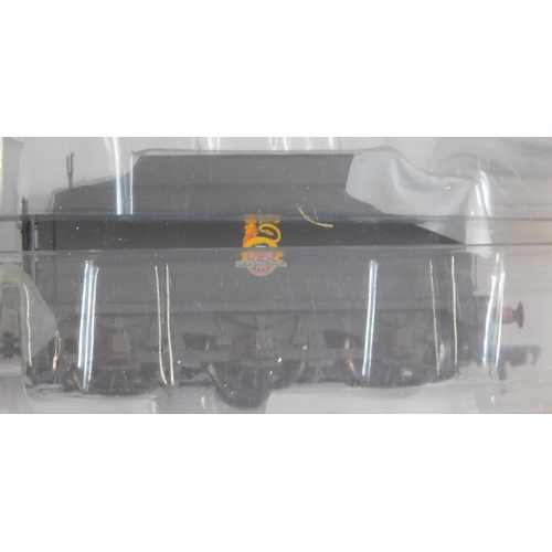 669 - Bachmann Locomotive 31-004 Robinson BR black early emblem 04-63598, weathered, mint and boxed