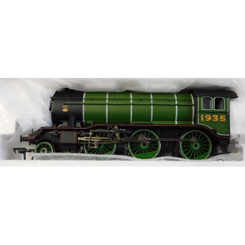 672 - Bachmann Locomotive K3 2-6-0 LNER 1935, DCC, 32-2-79 Doncaster Green' mint and boxed