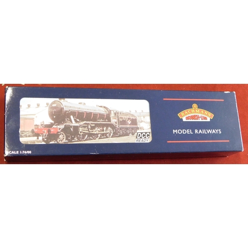 672 - Bachmann Locomotive K3 2-6-0 LNER 1935, DCC, 32-2-79 Doncaster Green' mint and boxed