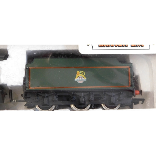 Bachmann Locomotive 31-557 Gresley V2 Locomotive Class 2-6-2 BR Green ...