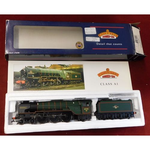 688 - Bachmann Locomotive 32-555 Class A1, 60130 'Kestrel' BR green late crest, minted and boxed