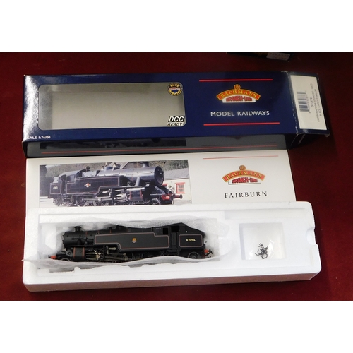 695 - Bachmann Locomotive 32-876 'Fairburn Tank' 42096 BR lined black, early emblem, mint and boxed