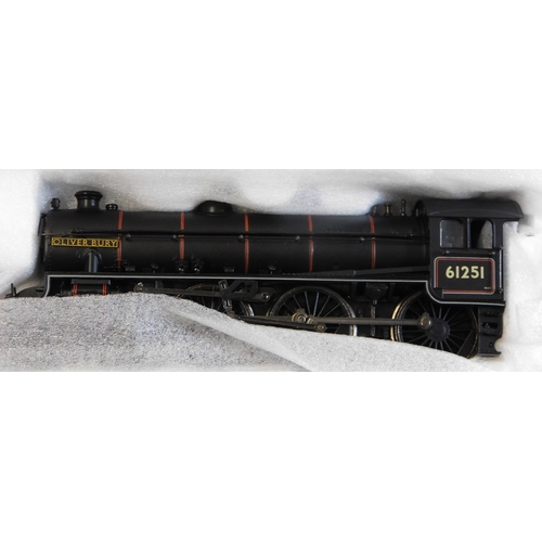 704 - Bachmann Locomotive 31-710 B1 61251, 'Oliver Bury' BR black late crest, mint and boxed