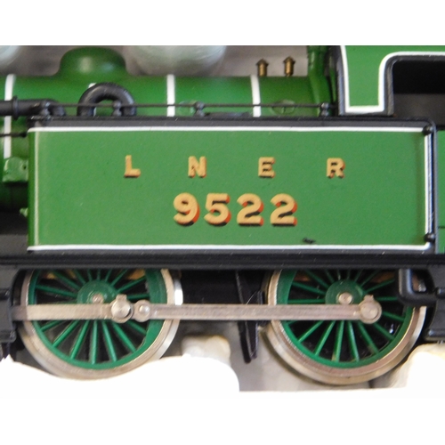 769 - Mainline Railways Locomotive N2 class 0-6-2T Loco 9522 LNER green Livery cat no.54154, mint and boxe... 