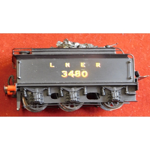 802 - Model Loco LNER '3480' 2-8-0 LNER black Gresley 01 Class, wrong box